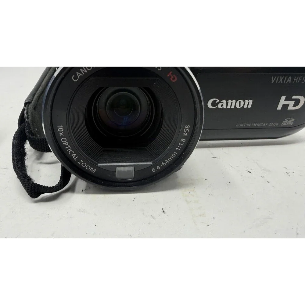 Canon Vixia HF S10 32 GB Camcorder - Black 8.0MP 10X Optical Zoom 2.6